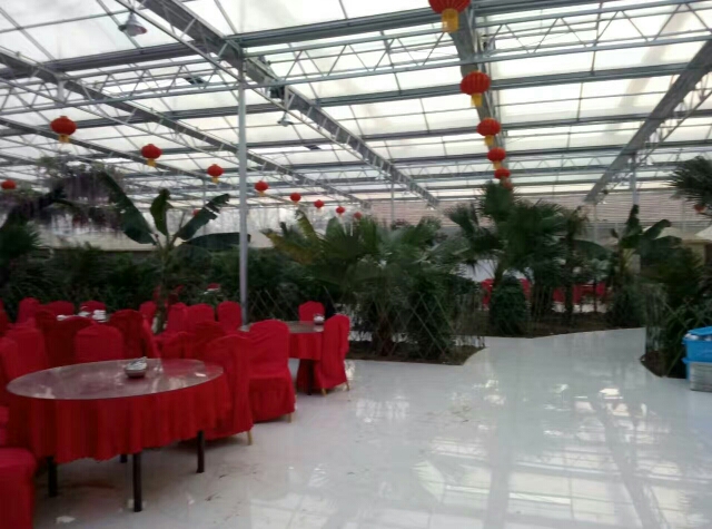 点击查看详细信息<br>标题：智能玻璃温室 阅读次数：智能玻璃温室